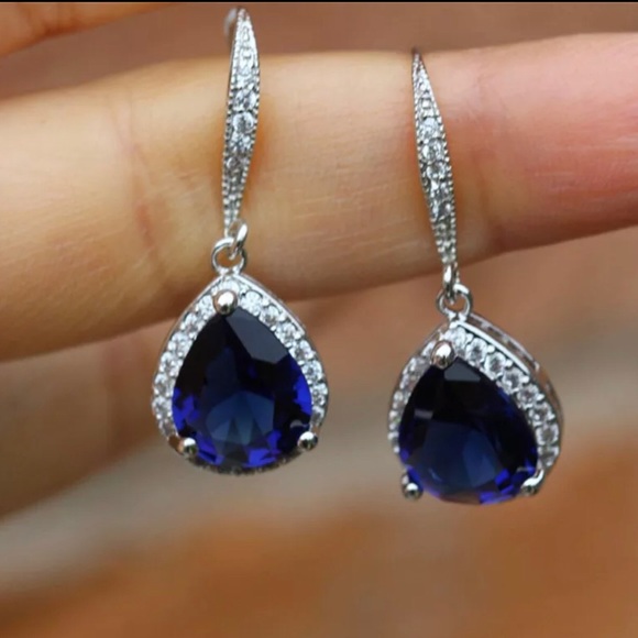 Pear Shaped Dangle Earrings with Silver Plated and AAA Cubic Zirconia - Picture 2 of 5
